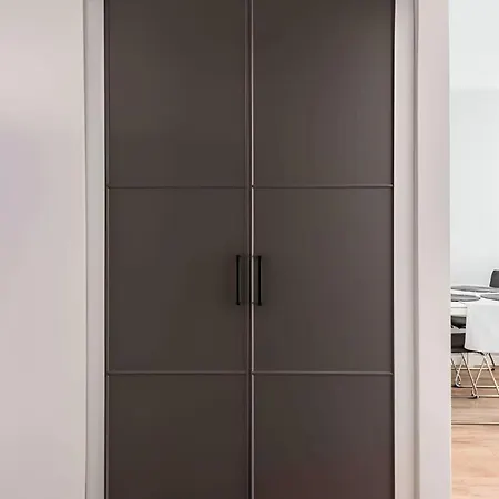 Leisure Central Zlota Lovely 2 Bedroom Apartment