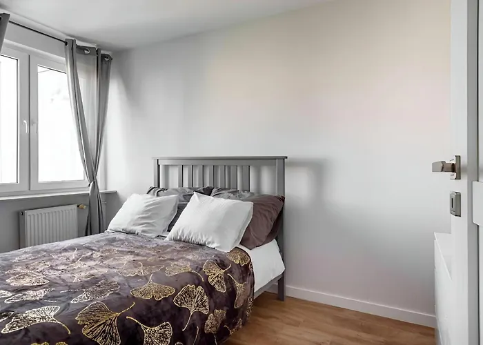 Leisure Zlota Lovely 2 Bedroom 华沙