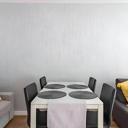 Leisure Zlota Lovely 2 Bedroom Lägenhet *